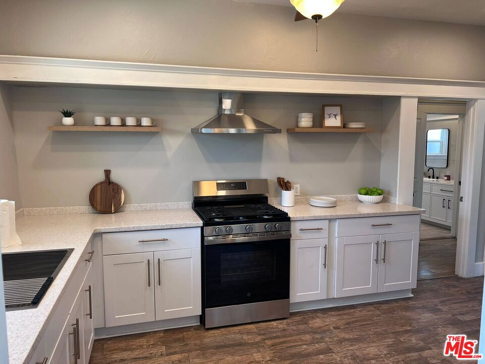 Residential for sale at 1554 W 46th Street, Los Angeles CA featuring 2 beds and 1 bath