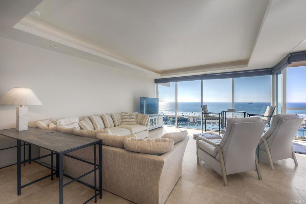 Residential Lease for rent at 1200 N Harbor, Oceanside CA featuring 2 beds and 2 baths