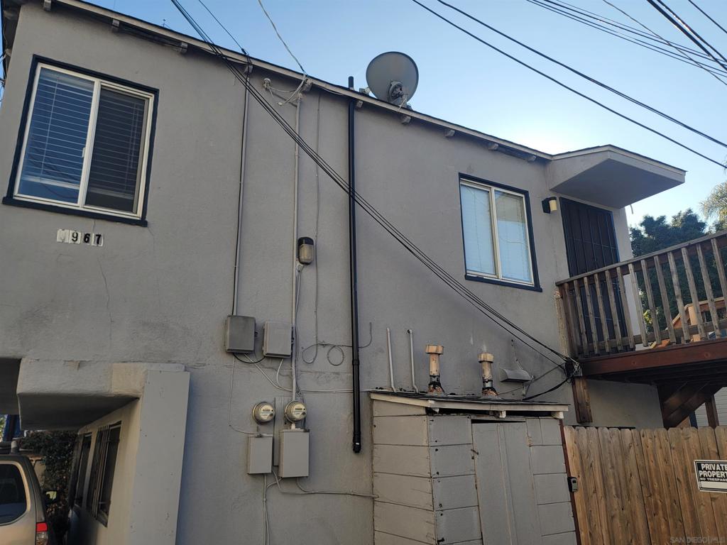 Residential Lease for rent at 3967 8TH 5, San Diego CA featuring 1 bed and 1 bath