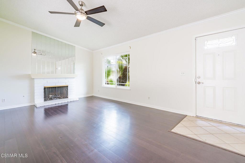 Residential Lease for rent at 6894 Auburn Circle, Moorpark CA featuring 3 beds and 2 baths