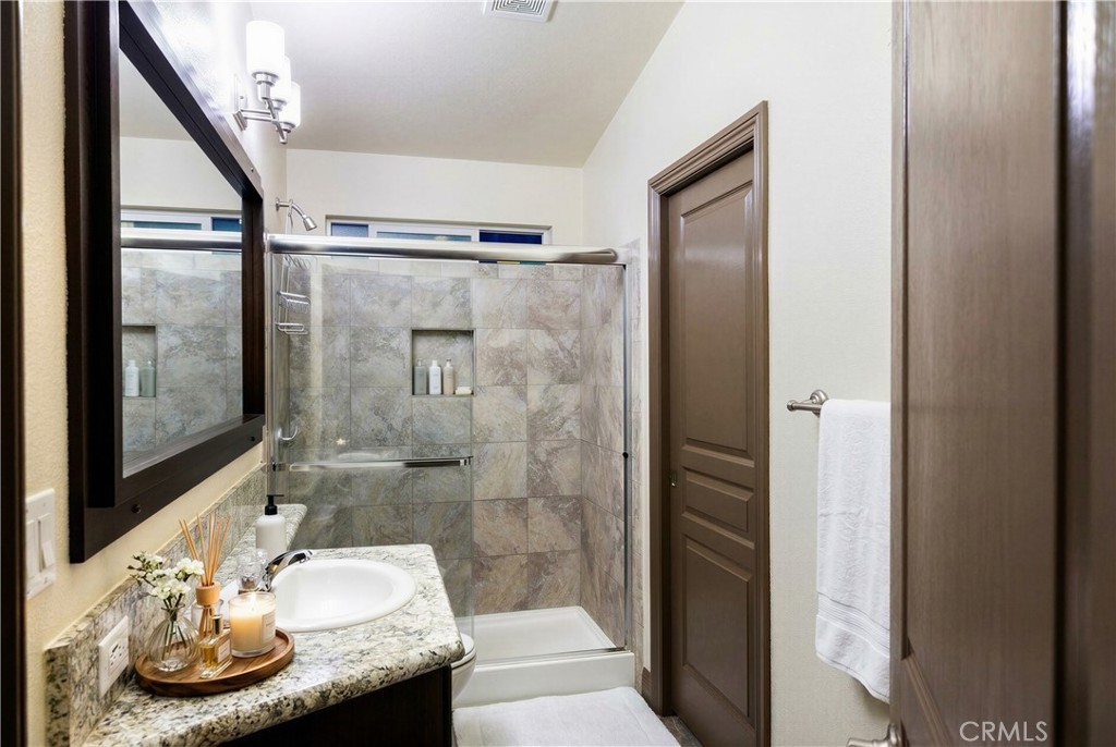 Manufactured In Park for sale at 3595 Santa Fe Avenue 162, Long Beach, CA featuring 3 beds and 2 baths