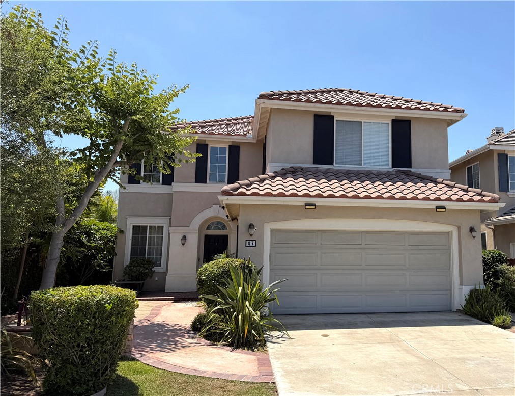 Residential Lease for rent at 47 Silveroak, Irvine CA featuring 5 beds and 4 baths