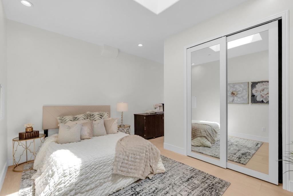 Active for sale at Sunnyvale, CA, Sunnyvale, CA CA and 6 baths