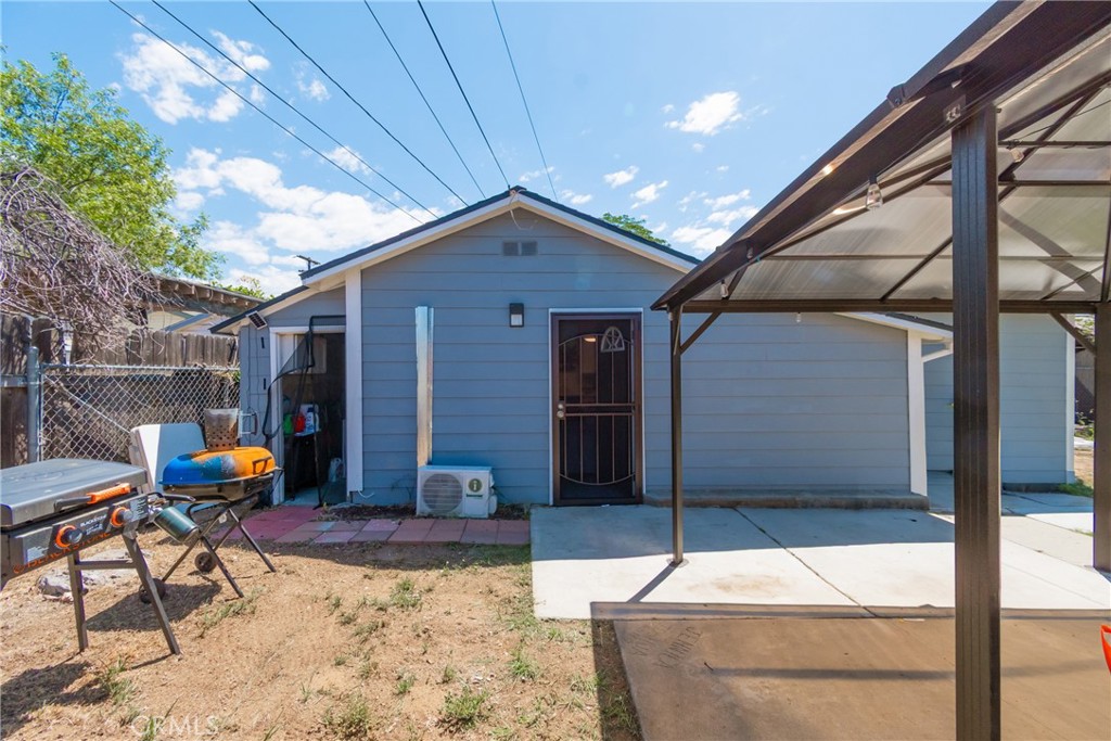 Residential Lease for rent at 1146 orange, Beaumont CA featuring 1 bed and 1 bath