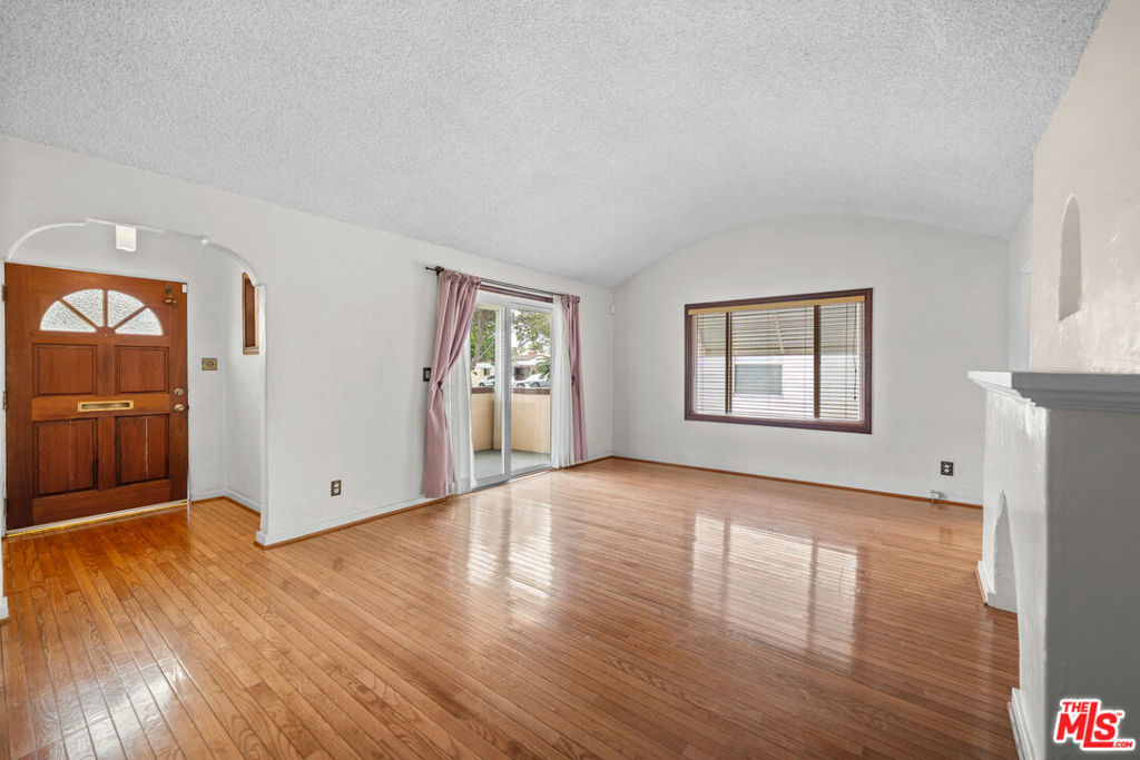Residential Lease for rent at 609 Padilla Street, San Gabriel CA featuring 2 beds and 1 bath