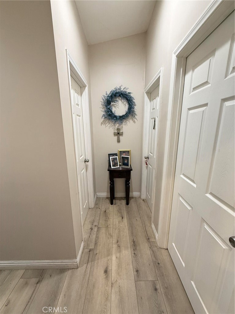 Residential Lease for rent at 2543 E Santa Fe, Fullerton CA featuring 5 beds and 2 baths