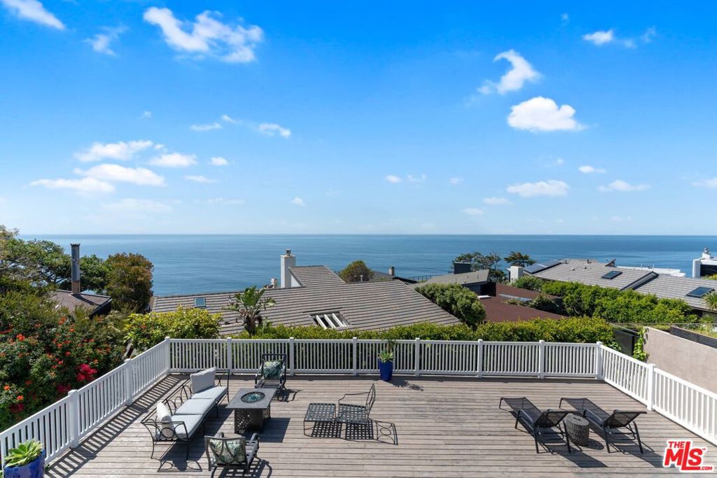Residential Lease for rent at 31518 Broad Beach Road, Malibu CA featuring 3 beds and 3 baths