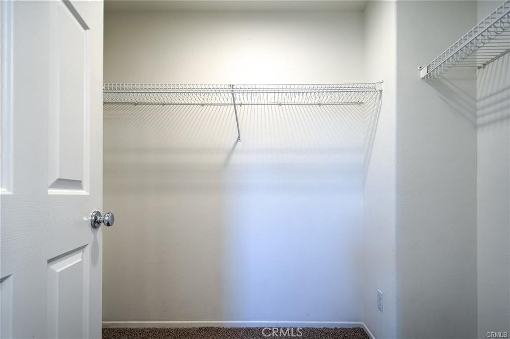 Residential Lease for rent at 8 Silvermaple, Irvine CA featuring 2 beds and 3 baths