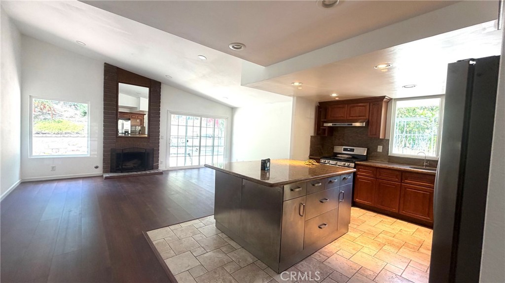 Residential Lease for rent at 1571 Kiowa Crest, Diamond Bar CA featuring 4 beds and 2 baths
