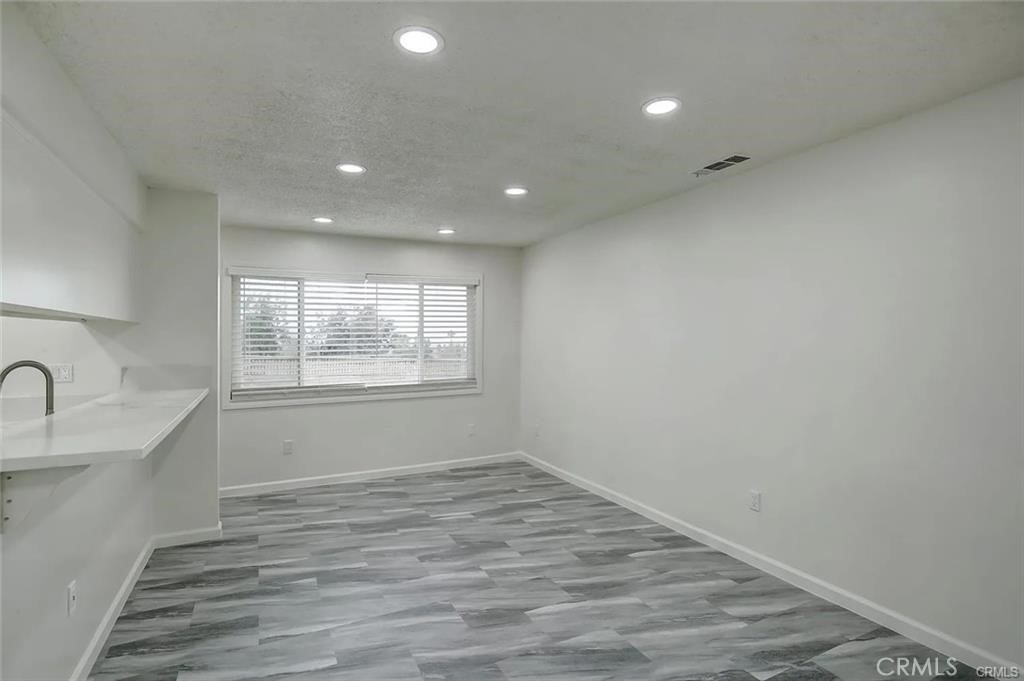 Residential Lease for rent at 3511 Rainbow, Highland CA featuring 2 beds and 1 bath