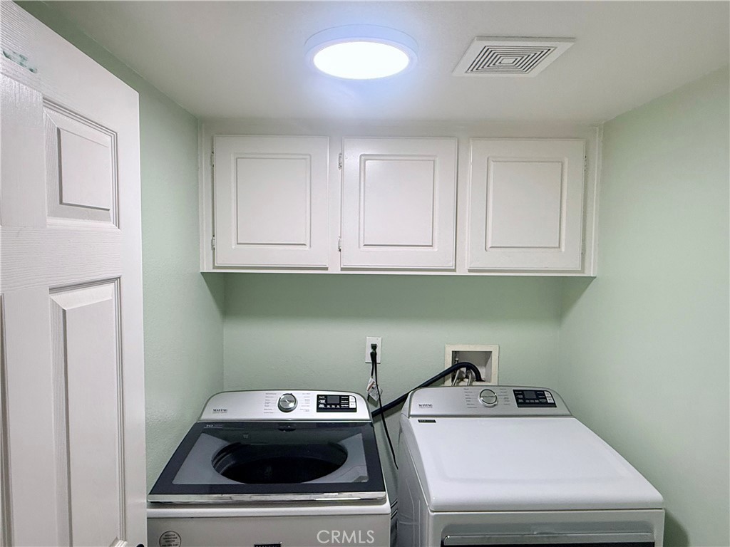 Residential Lease for rent at 26587 Alta, Menifee CA featuring 5 beds and 3 baths