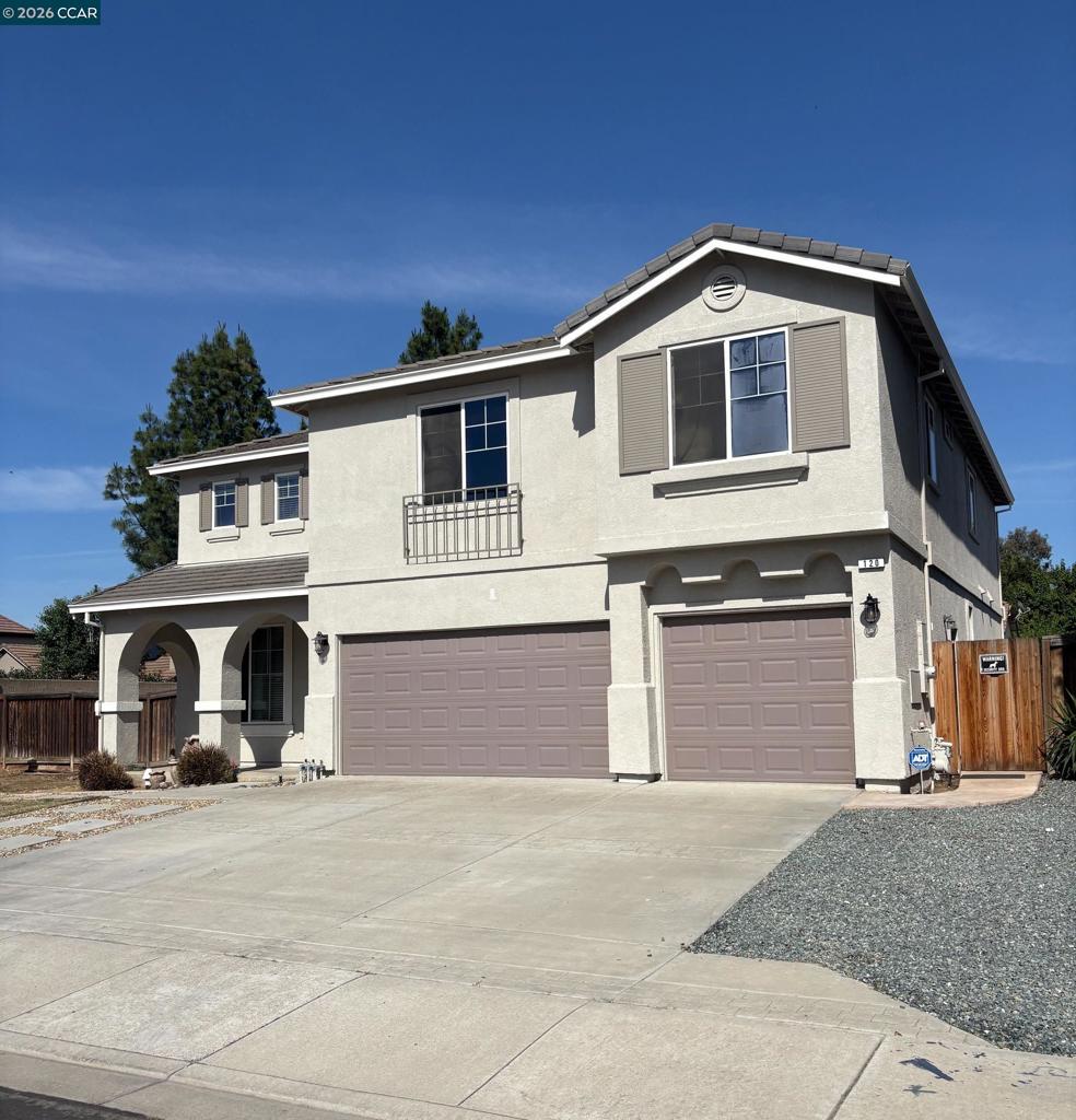 Residential Lease for rent at 120 Fahmy St, Brentwood CA featuring 6 beds and 3 baths