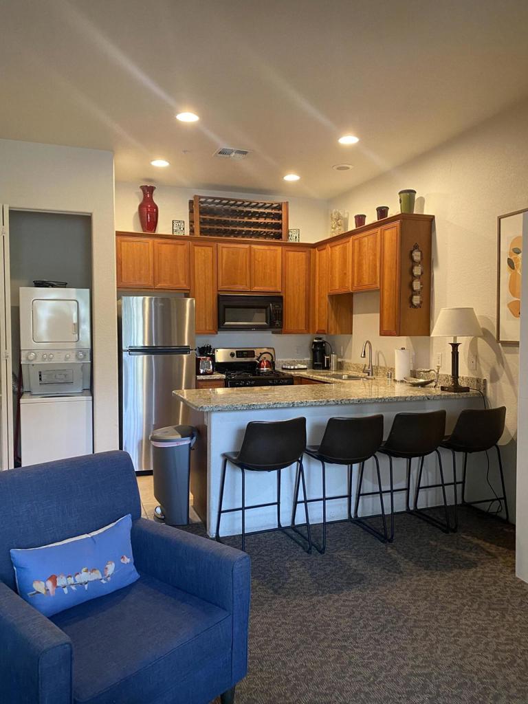 Residential Lease for rent at 50650 Santa Rosa Plaza 3, La Quinta CA featuring 1 bed and 1 bath