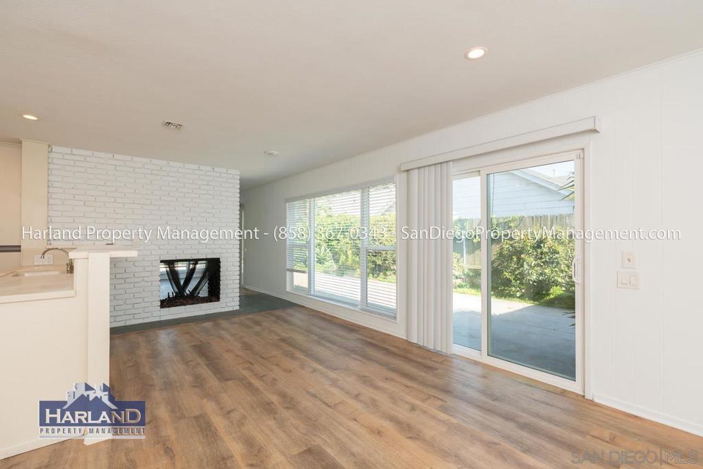 Residential Lease for rent at 2401 Sagebrush Ct, La Jolla, San Diego County CA featuring 3 beds and 2 baths