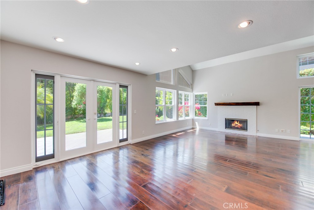 Residential Lease for rent at 24722 Via Madera, Calabasas CA featuring 3 beds and 3 baths