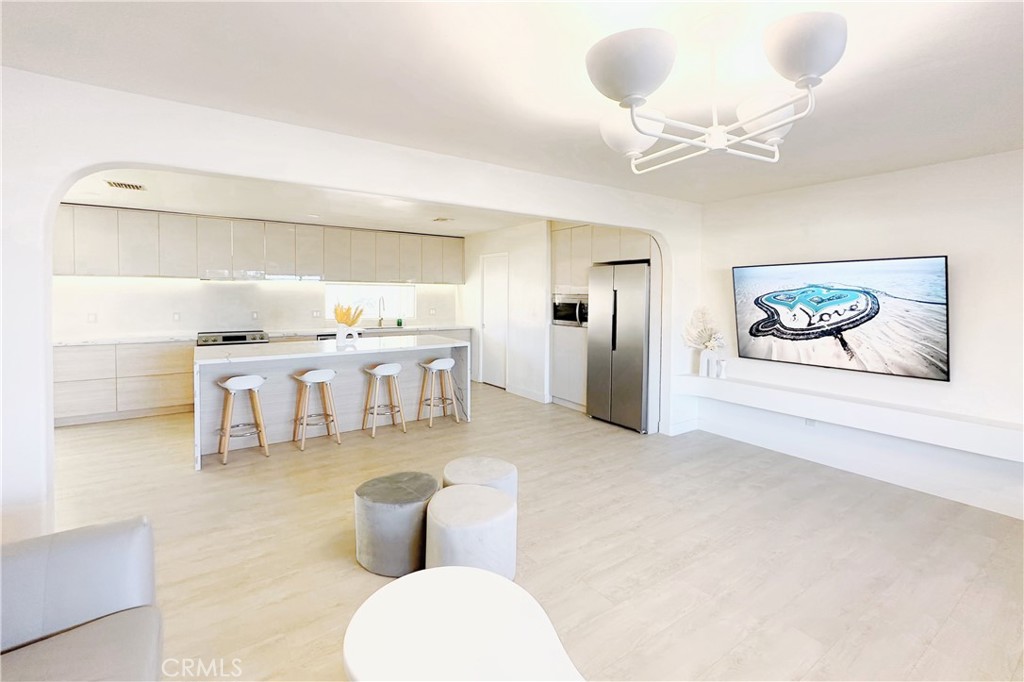 Residential Lease for rent at 70410 Cottonwood, 29 Palms CA featuring 6 beds and 5 baths