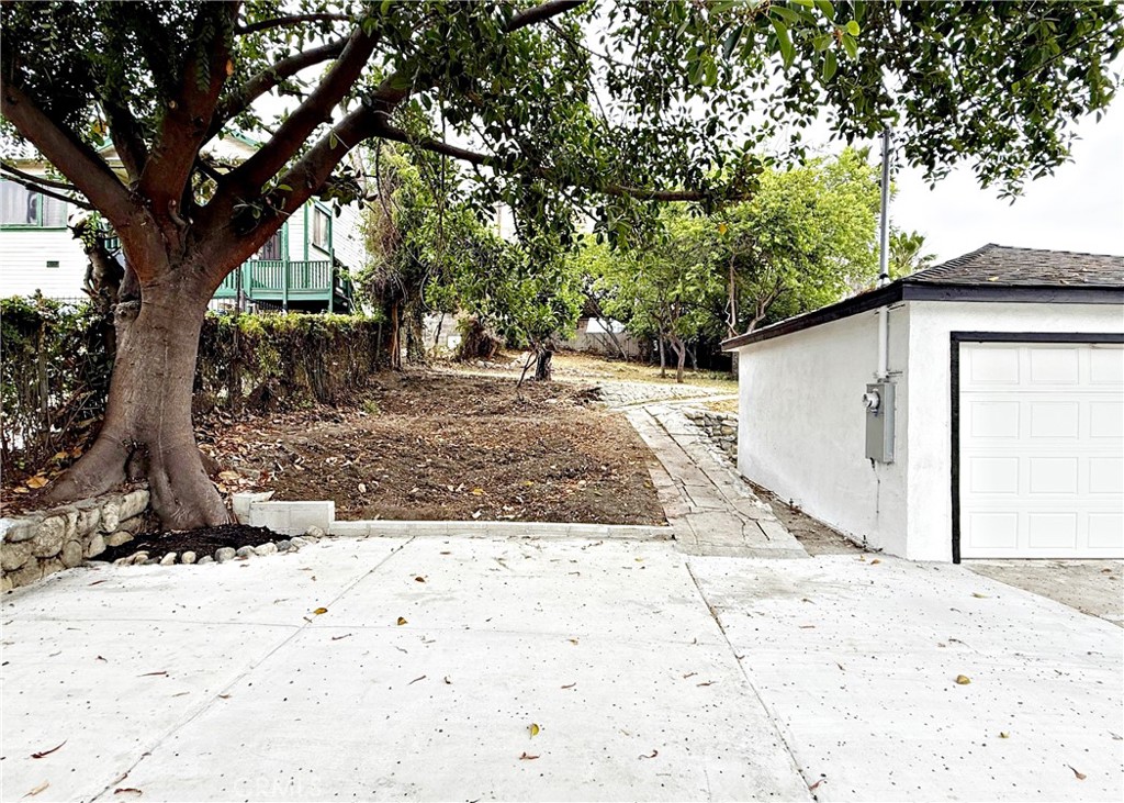 Residential for sale at 5213 Navarro Street, Los Angeles CA featuring 2 beds and 1 bath