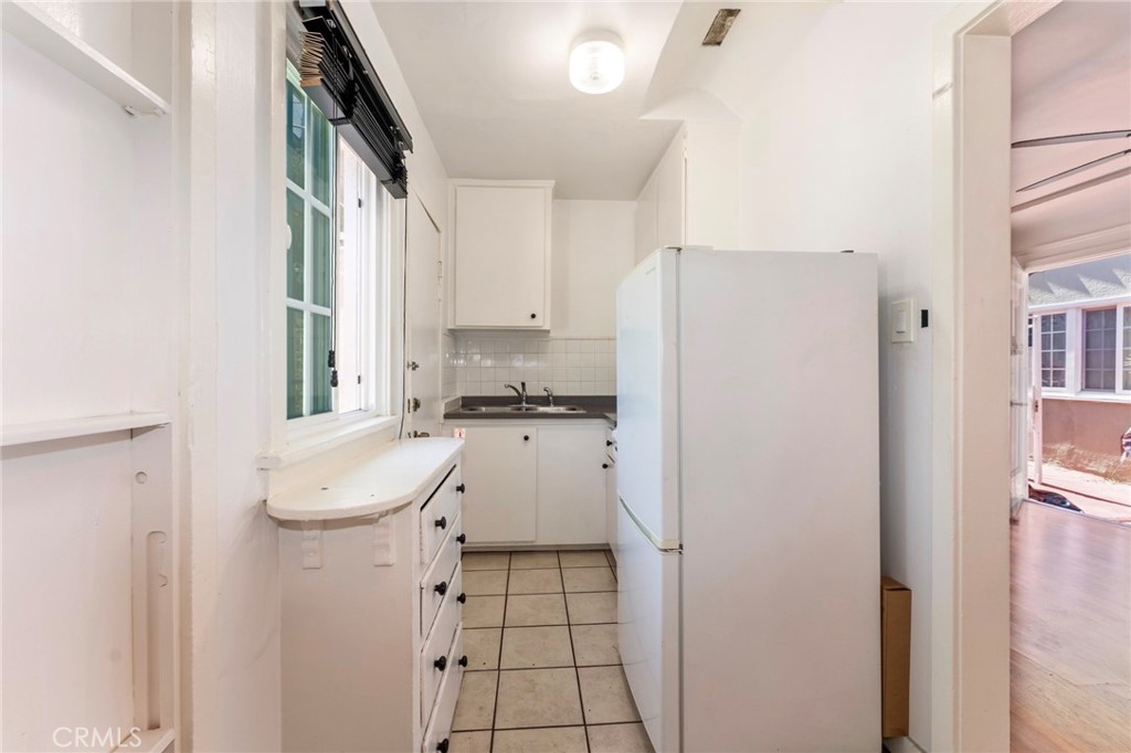 Residential Income for sale at 1536 Silver Lake, Los Angeles CA