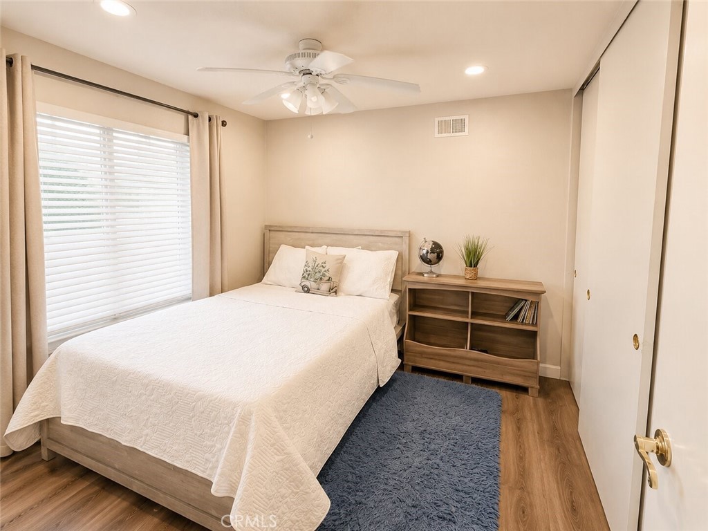 Residential Lease for rent at 27841 Siruela, Mission Viejo CA featuring 4 beds and 2 baths