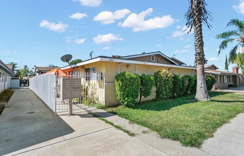 Residential Lease for rent at 22827 Bay Avenue, Moreno Valley CA featuring 1 bed and 1 bath