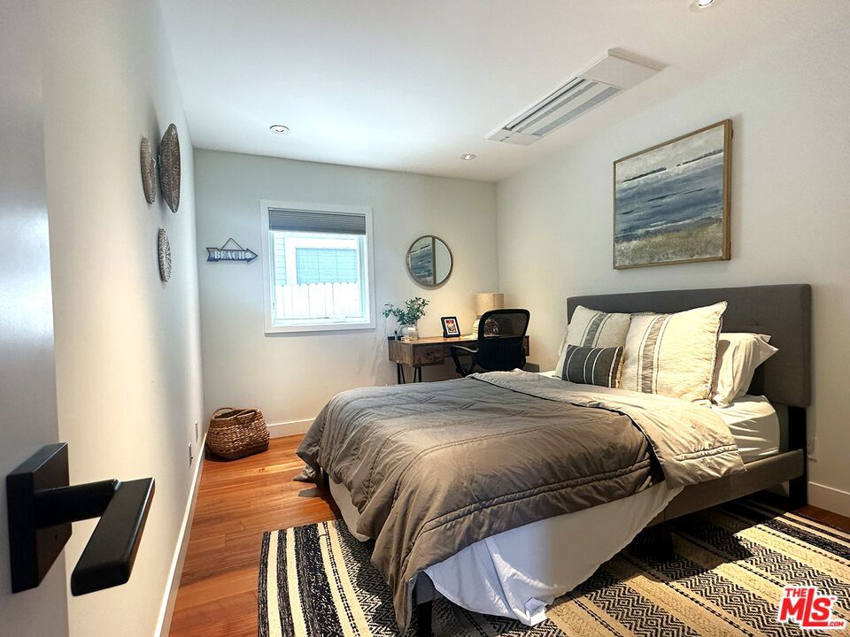 Residential Lease for rent at 439 8Th Street, Hermosa Beach CA featuring 3 beds and 3 baths