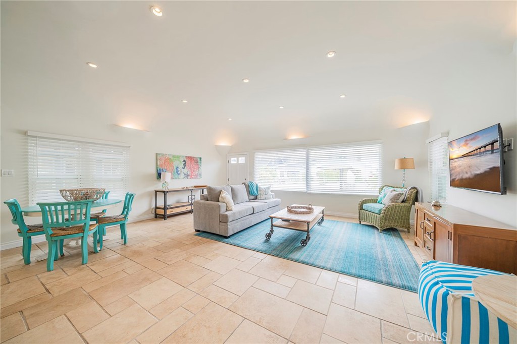 Residential Lease for rent at 77 17th, Hermosa Beach CA featuring 3 beds and 3 baths