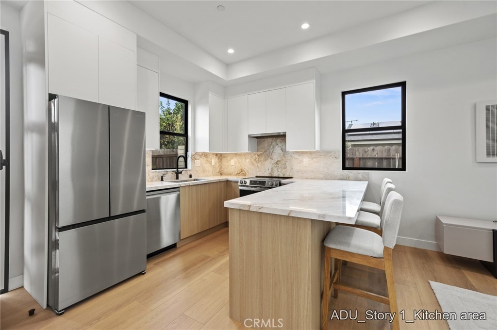 Residential Lease for rent at 9545 Pollack Drive, Huntington Beach CA featuring 3 beds and 3 baths