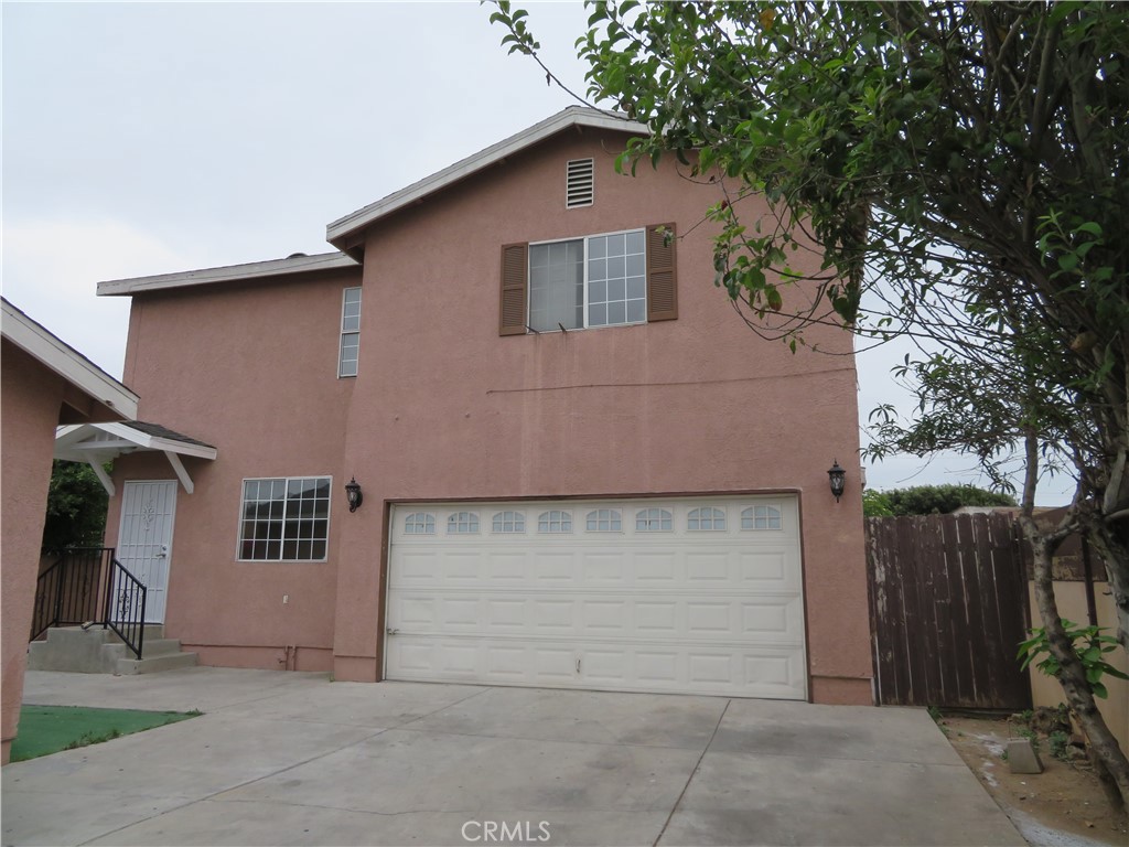Residential Lease for rent at 6510 1/2 Lucille, Bell CA featuring 3 beds and 3 baths