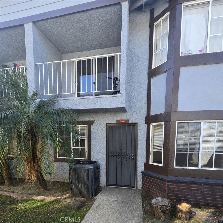 Residential Lease for rent at 7947 Garfield F, Bell Gardens CA featuring 3 beds and 3 baths