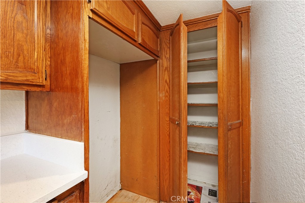Residential Lease for rent at 14033 Mcclure, Paramount CA featuring 3 beds and 3 baths