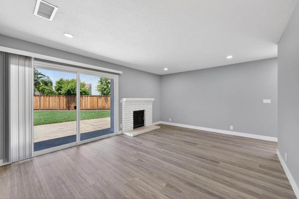 Residential Lease for rent at 4971 Geomax Court, San Jose, Santa Clara County CA featuring 3 beds and 2 baths
