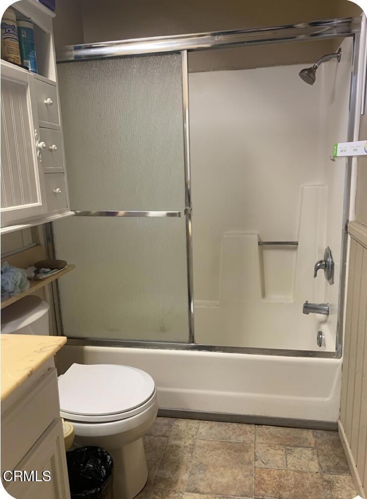 Residential Lease for rent at 931 Devilfish Drive, Oxnard CA featuring 1 bed and 1 bath