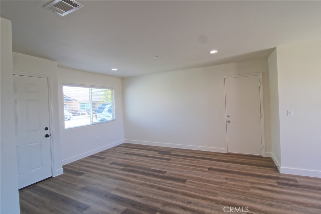 Residential Lease for rent at 34619 Pinewood Court, Yucaipa CA featuring 3 beds and 2 baths