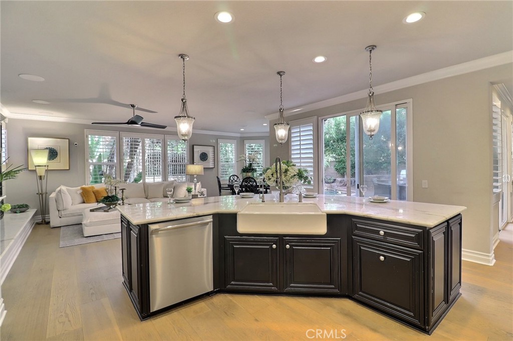 Residential Lease for rent at 22866 Briarcliff, Mission Viejo CA featuring 4 beds and 4 baths