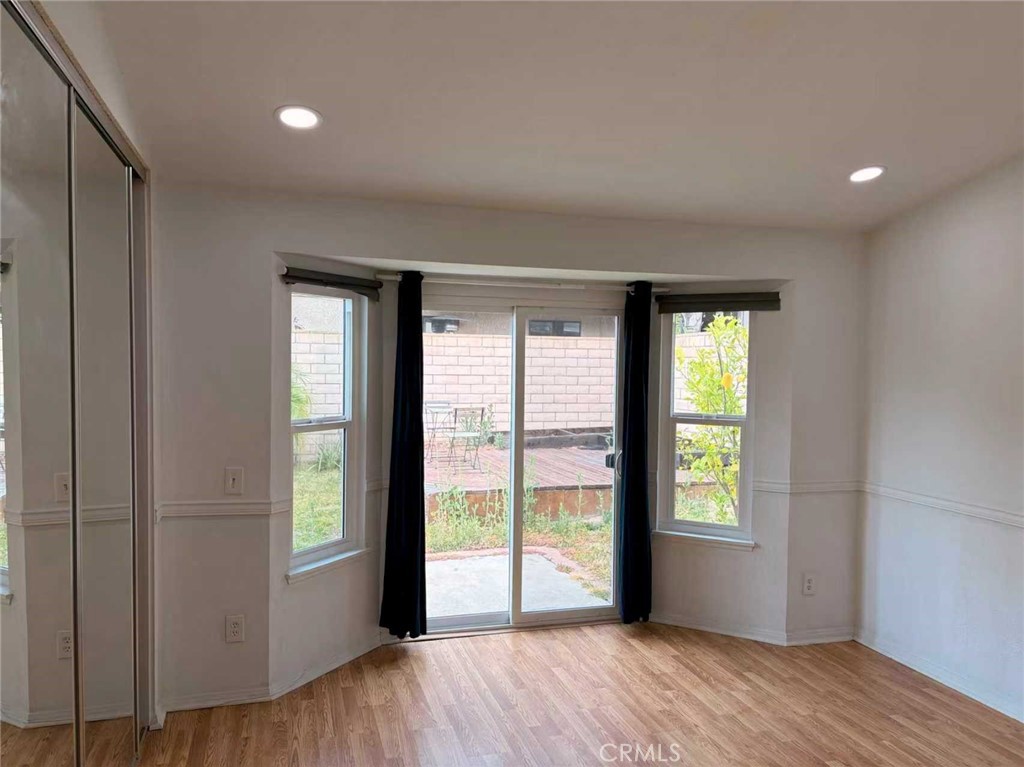 Residential Lease for rent at 7296 Parkside, Rancho Cucamonga CA featuring 3 beds and 2 baths