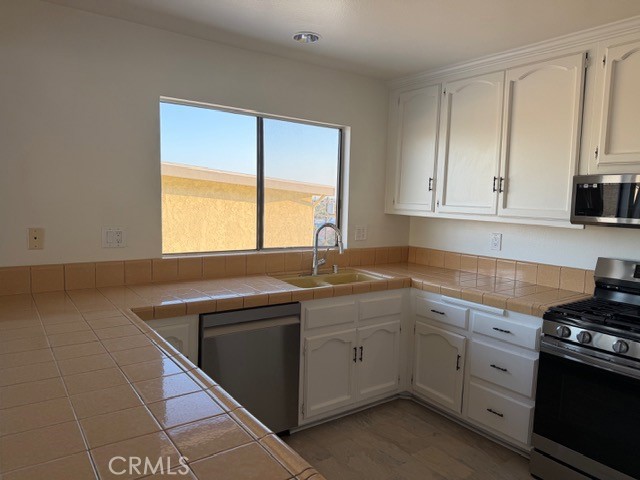 Residential Lease for rent at 33841 Diana Drive B, Dana Point CA featuring 3 beds and 2 baths