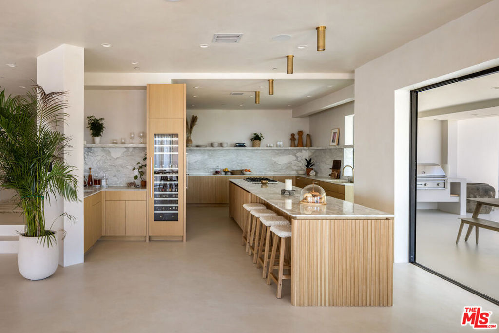 Residential Lease for rent at 4310 Encinal Canyon Road, Malibu CA featuring 6 beds and 6 baths