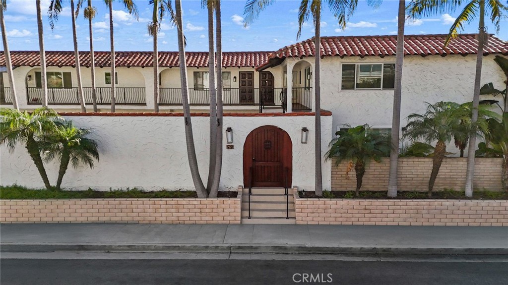 Residential Lease for rent at 2175 S Coast, Laguna Beach CA featuring 1 bed and 2 baths