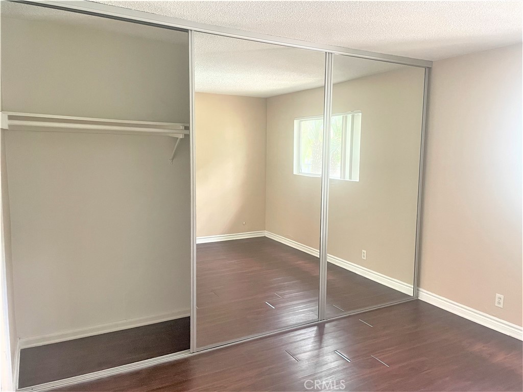 Residential Lease for rent at 931 W 19th Street 10, Costa Mesa, Orange County, CA featuring 1 bed and 1 bath