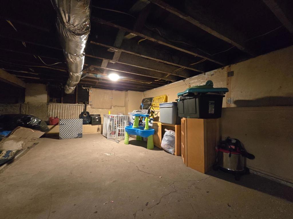 Residential for sale at 492 Auzerais Avenue, San Jose CA featuring 3 beds and 1 bath