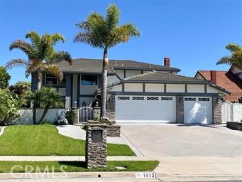 Residential Lease for rent at 1812 Island, Fullerton CA featuring 4 beds and 3 baths