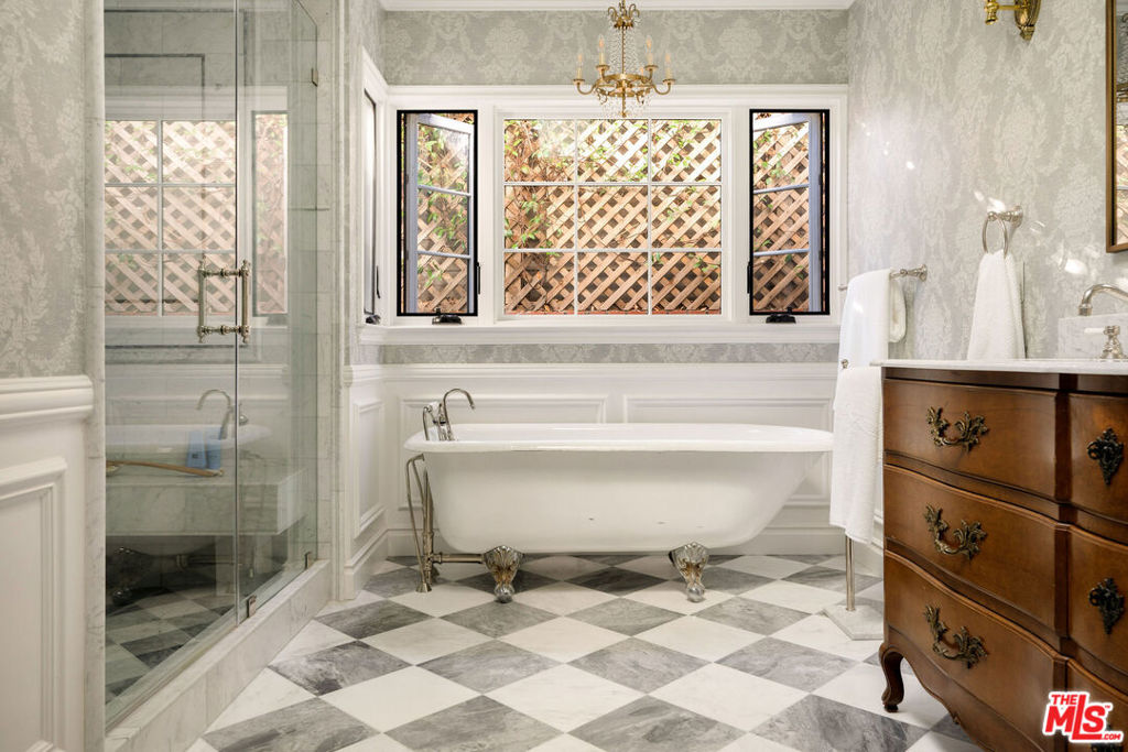 Active for sale at West Hollywood, CA, West Hollywood, CA CA and 3 baths