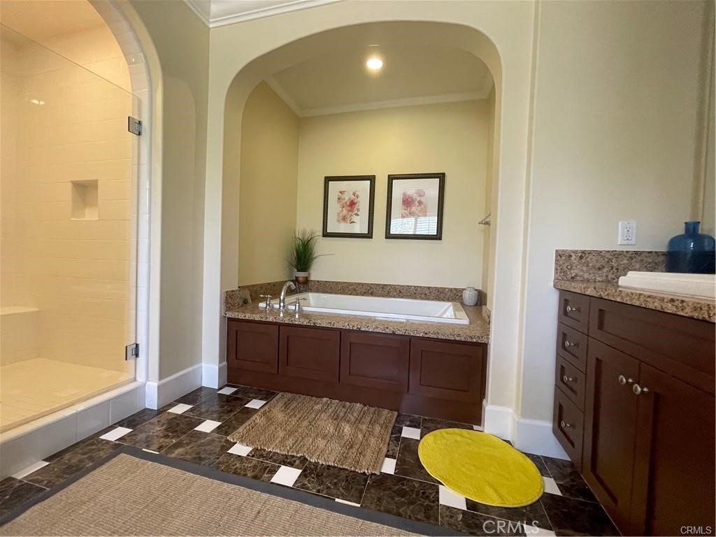 Residential Lease for rent at 61 Harrison, Irvine CA featuring 6 beds and 7 baths