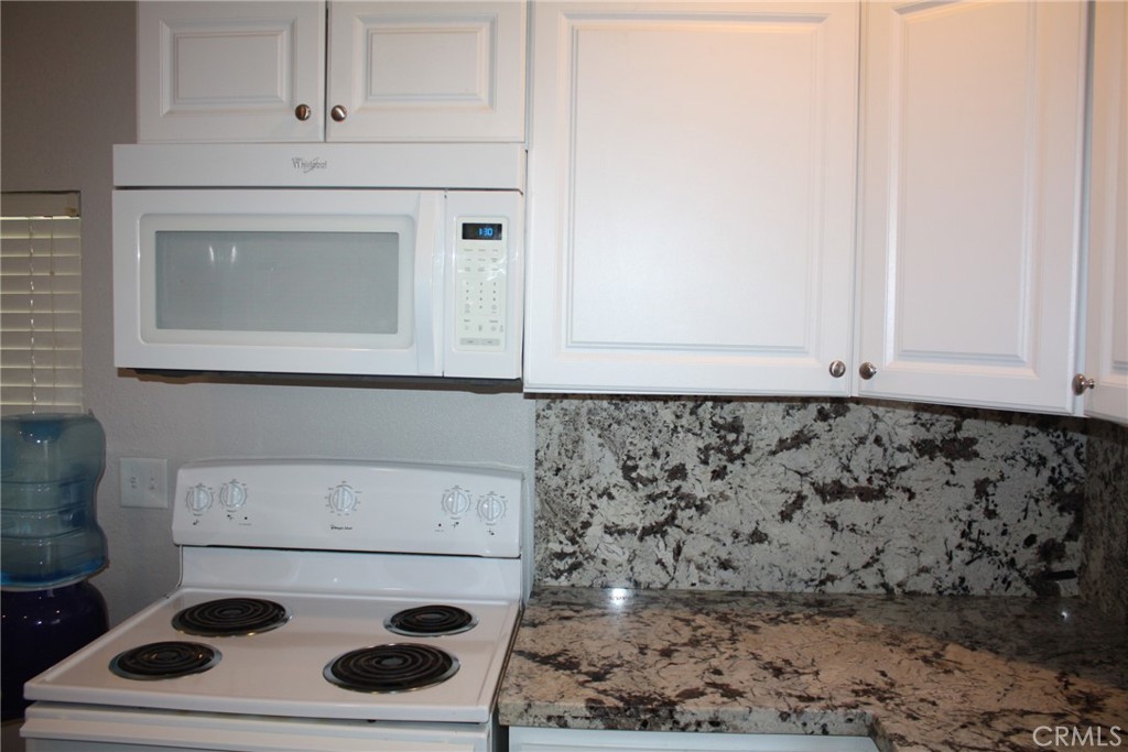 Residential Lease for rent at 507 W State Street, Redlands CA featuring 2 beds and 1 bath