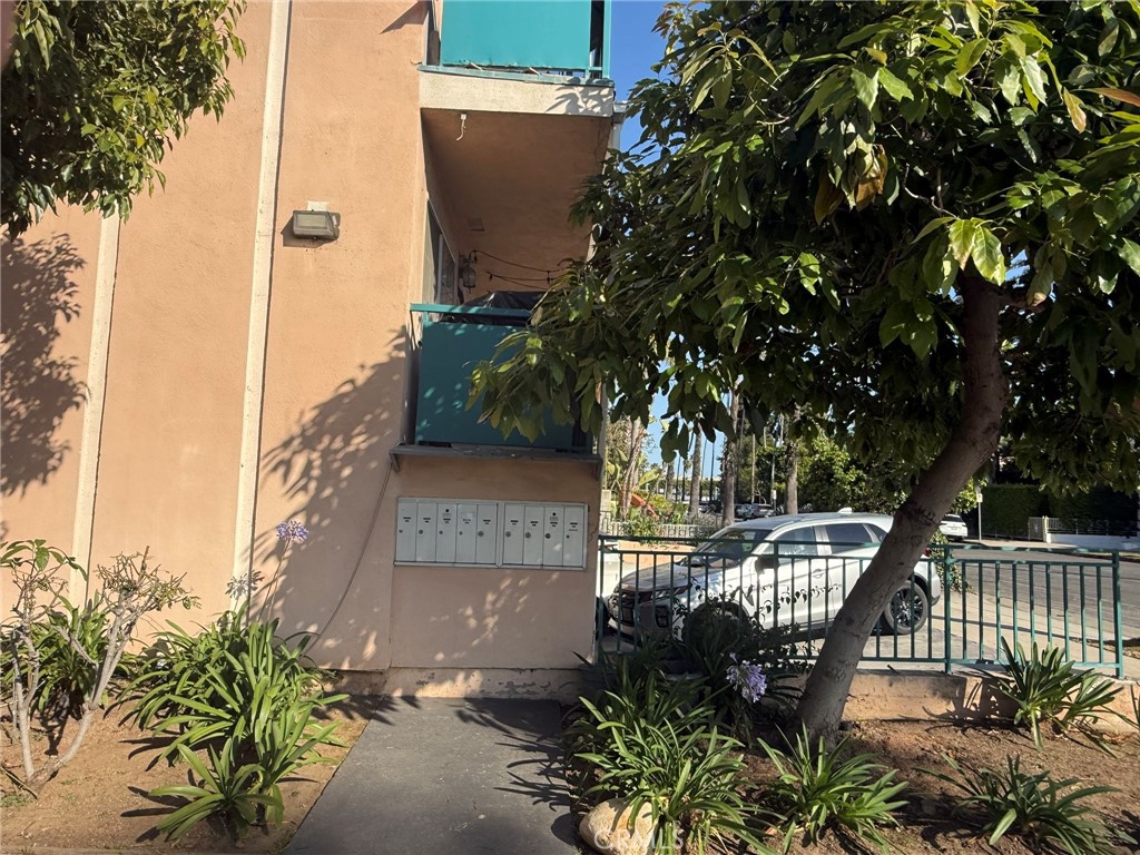 Residential Income for sale at 1902 Arizona, Santa Monica CA