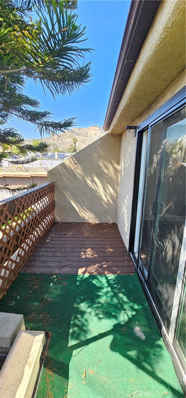 Residential Lease for rent at 2265 Bradford, Highland CA featuring 3 beds and 2 baths
