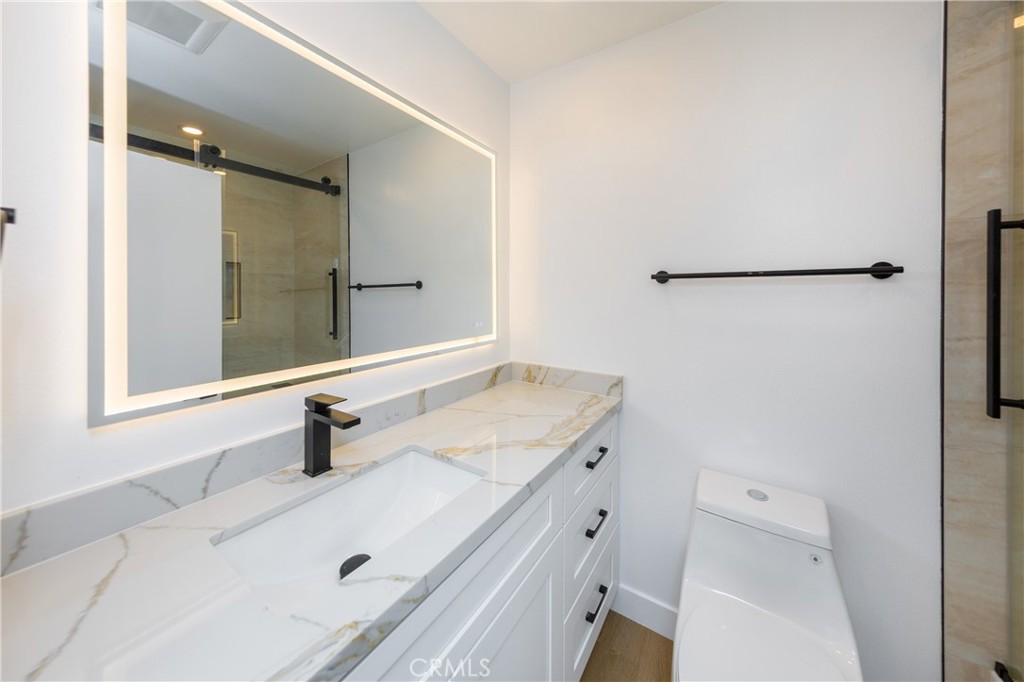 Active for sale at Burbank, CA, Burbank, CA CA and 1 bath