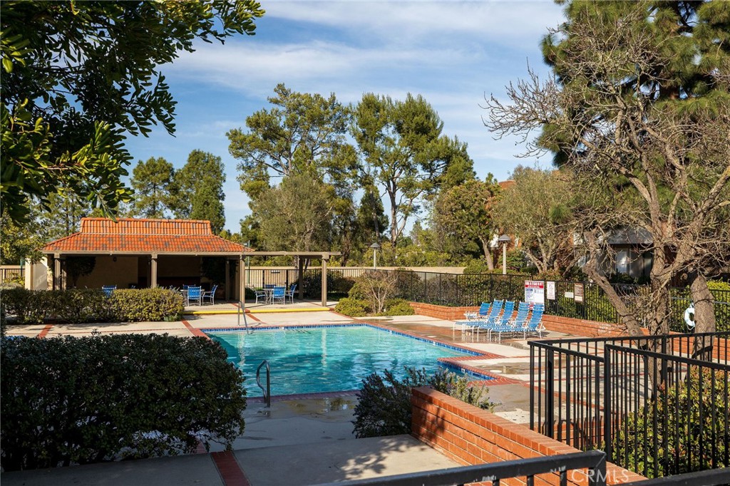 Residential Lease for rent at 28003 Ridgebrook Court, Rancho Palos Verdes CA featuring 3 beds and 3 baths