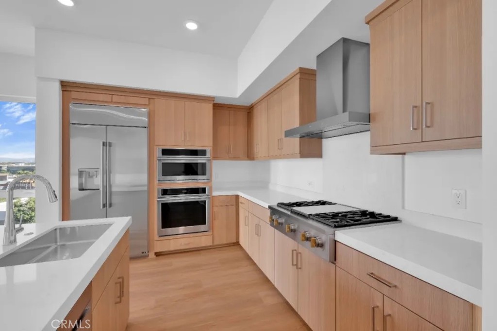 Residential Lease for rent at 3614 Rivington, Irvine CA featuring 2 beds and 3 baths