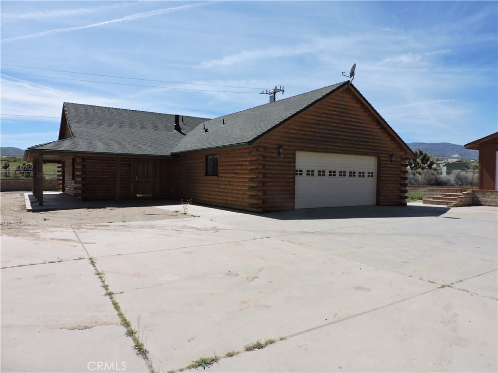 Active for sale at Phelan, CA, Phelan, CA CA and 4 baths